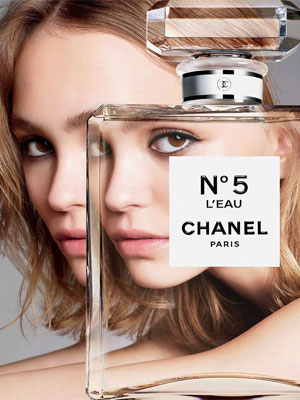 Lily-Rose Depp Chanel No.5 L'Eau Perfume