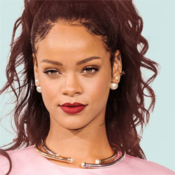 Rihanna celebrity perfume